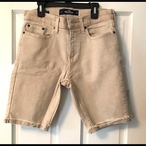 Hollister Skinny Denim Short 9in; Light Tan